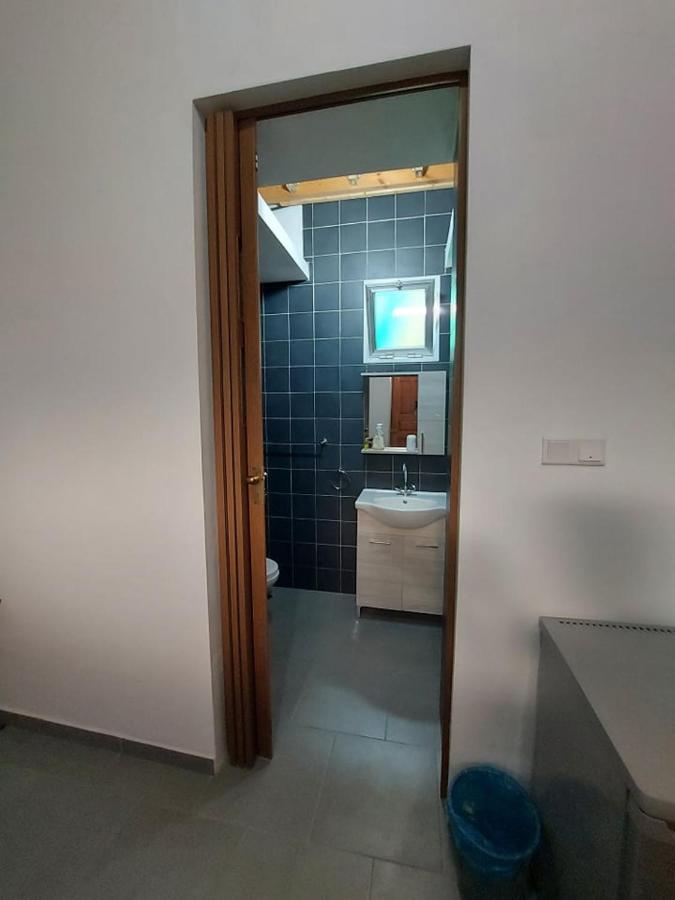 Anna Guesthouse 10 Min Walk From The Beach لارنكا المظهر الخارجي الصورة